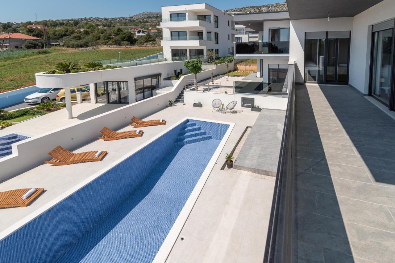 Villa Helena Trogir Exterior photo